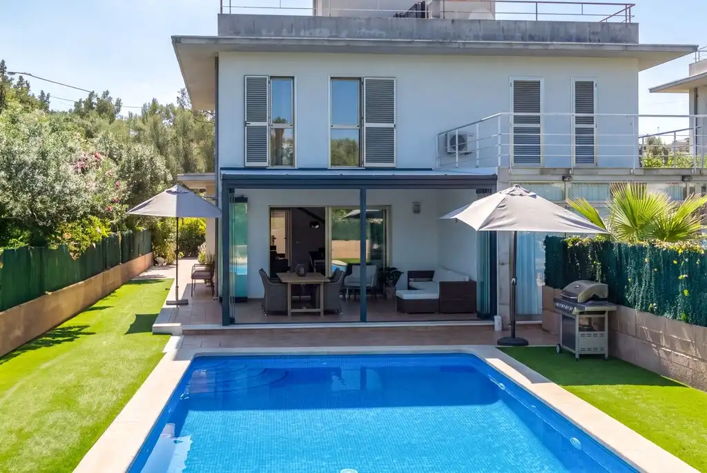 Xalet amb piscina en venda a Sa Pobla