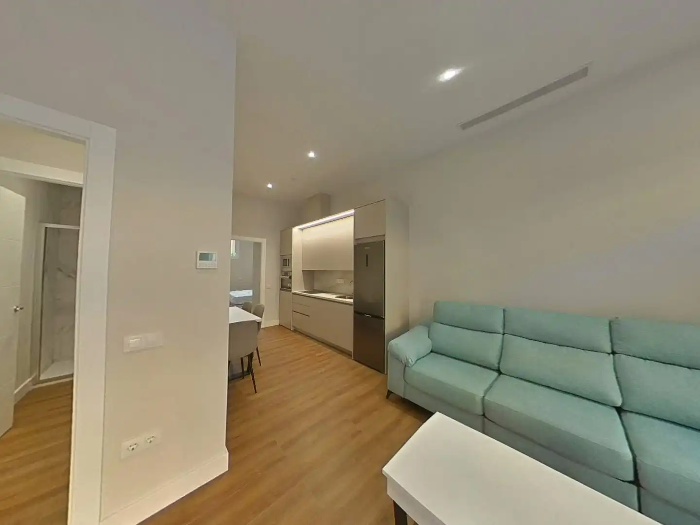 Sala d'estar de Apartament de lloguer en Córdoba amb Aire condicionat i Parquet