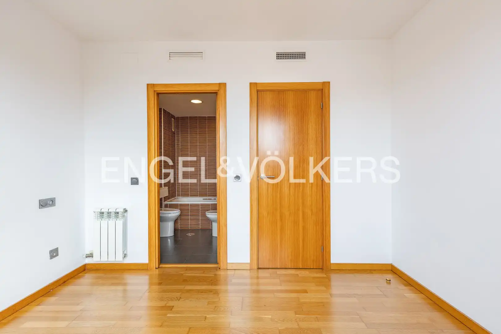 Piso en venta en Sabadell con Aire acondicionado, Calefacción y Jardín privado