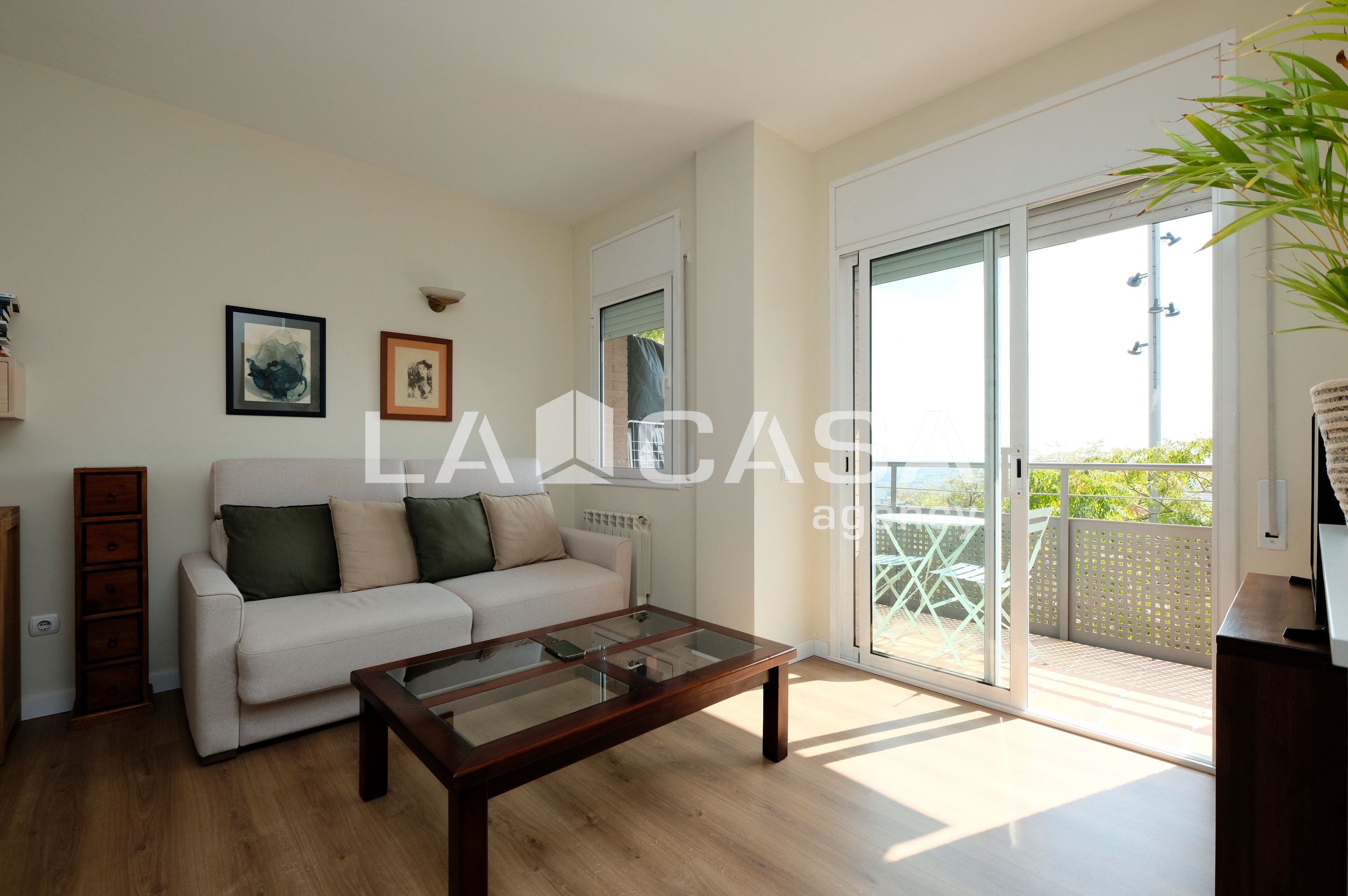 Living room of Flat for sale in  Barcelona Capital  with Heating, Storage room and Balcony