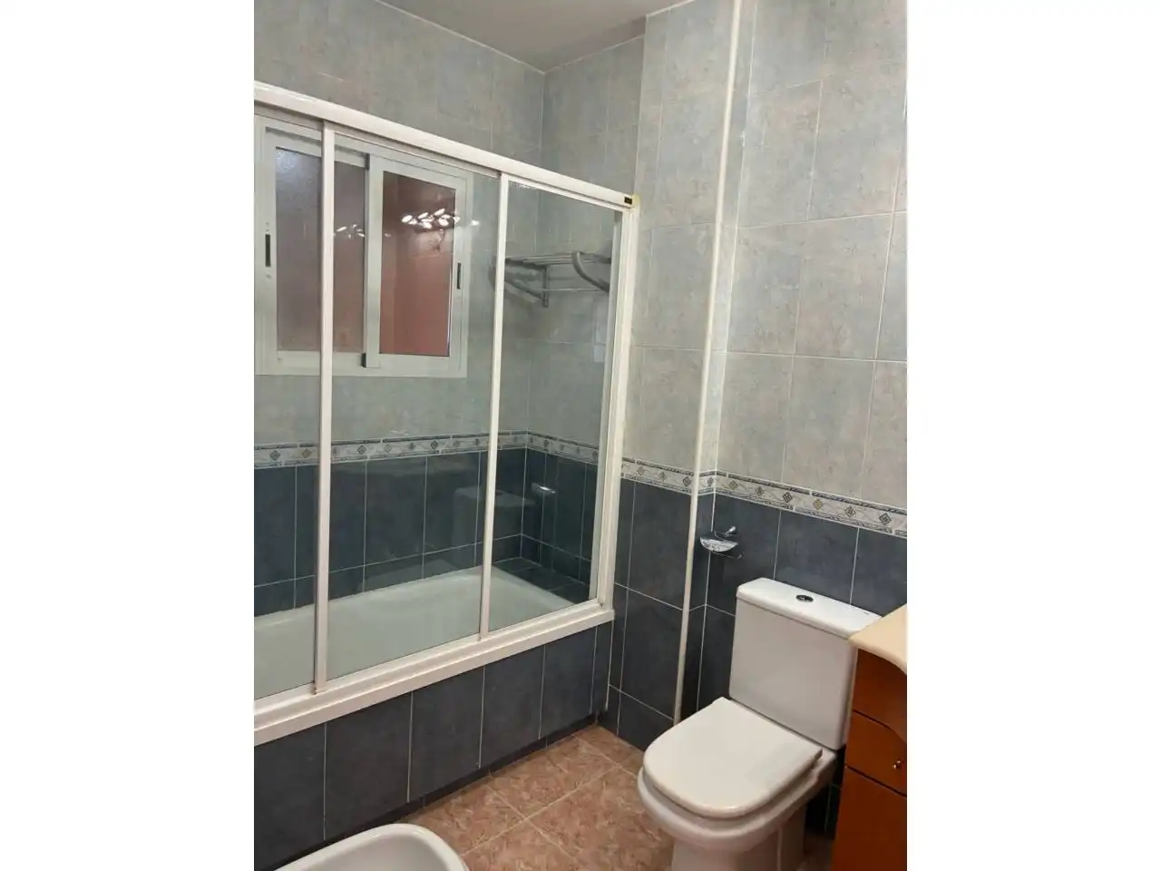 Badezimmer von Wohnungen zum Verkauf in Alguazas mit Klimaanlage und Terrasse