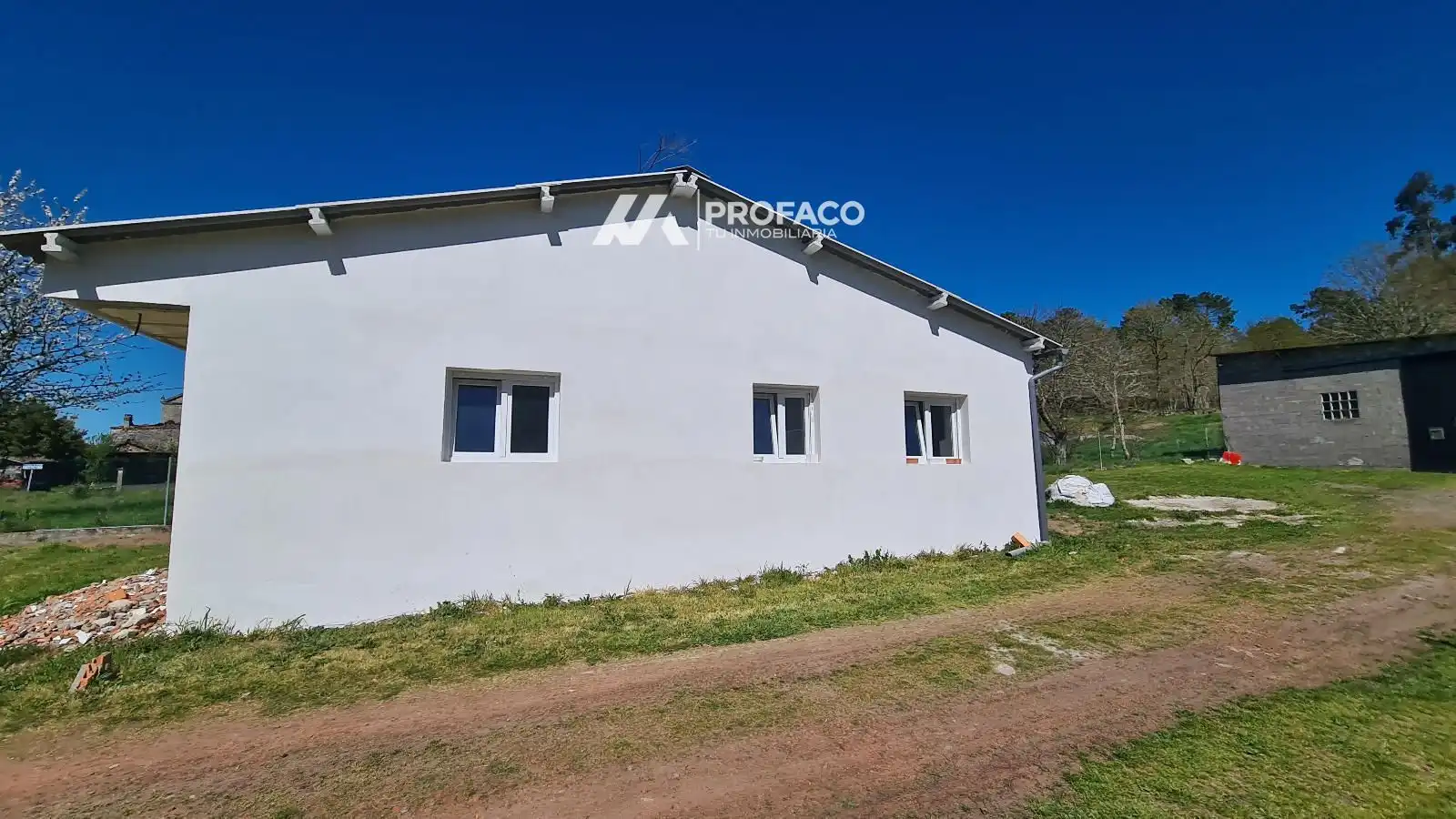Vista exterior de Casa o xalet en venda en Maside