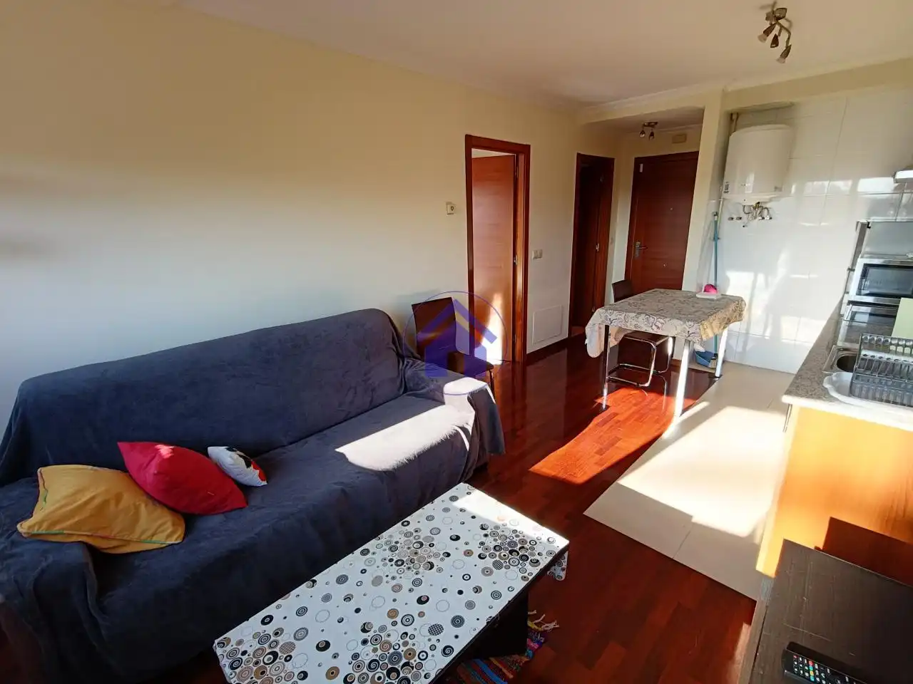 Wohnzimmer von Wohnungen zur Miete in Vigo  mit Parkett und Möbliert