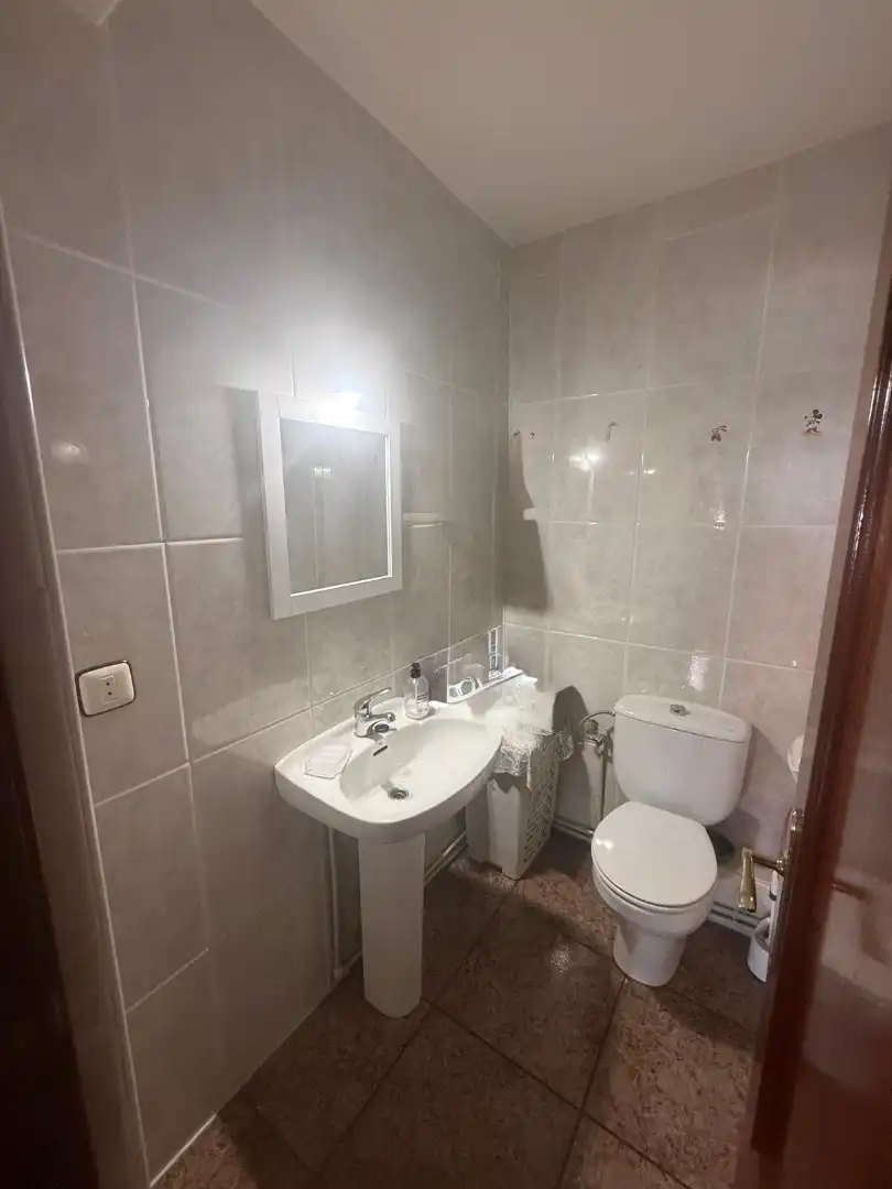 Badezimmer von Wohnung zum Verkauf in Ciudad Real mit Heizung, Terrasse und Möbliert