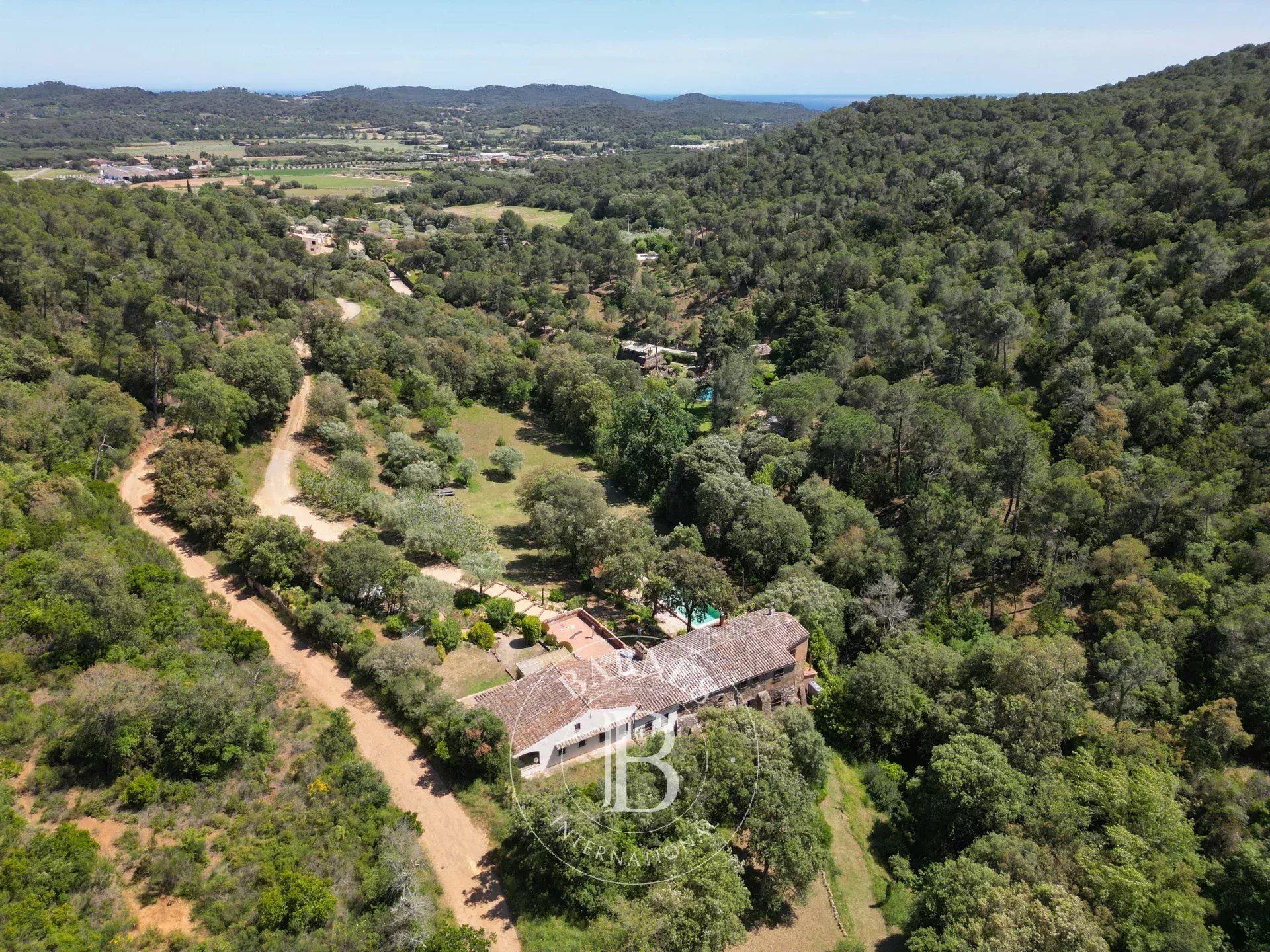 Finca rústica en venda en Mont-ras amb Aire condicionat, Calefacció i Piscina