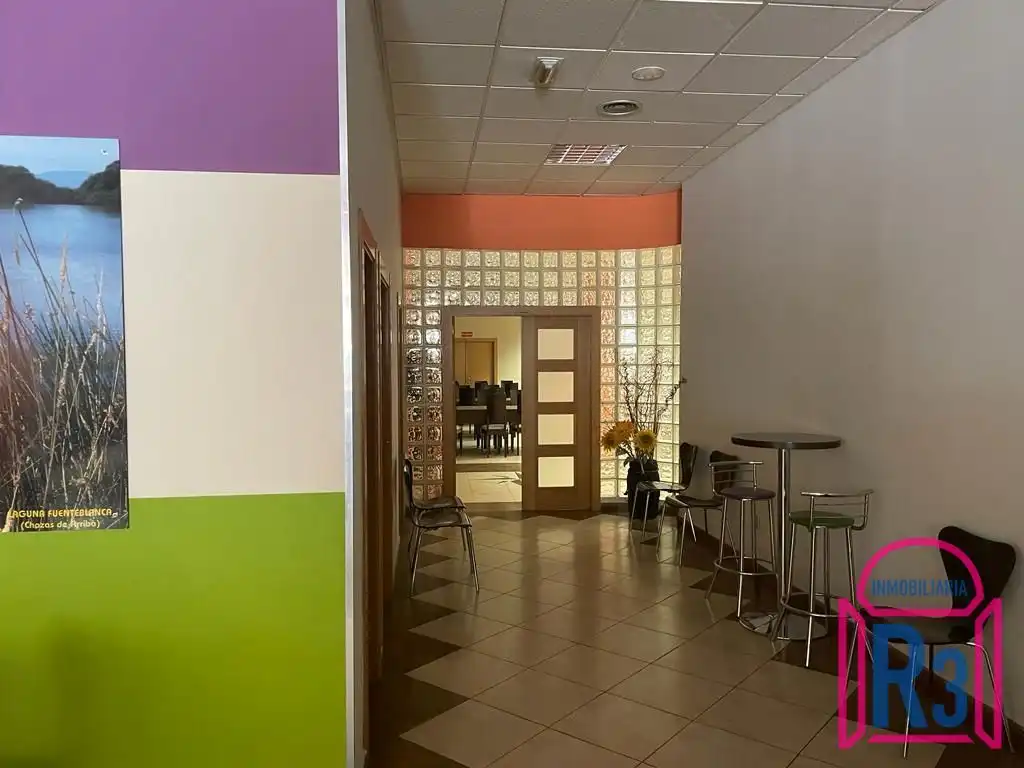 Local comercial de lloguer a Onzonilla, imagen 8