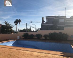 Piscina de Casa o xalet en venda en El Vendrell amb Aire condicionat, Jardí privat i Traster