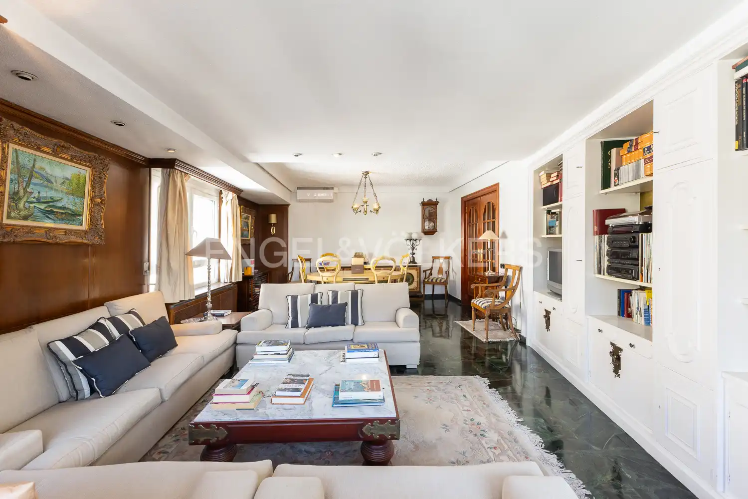 Wohnzimmer von Wohnung zum Verkauf in Valencia mit Klimaanlage und Heizung