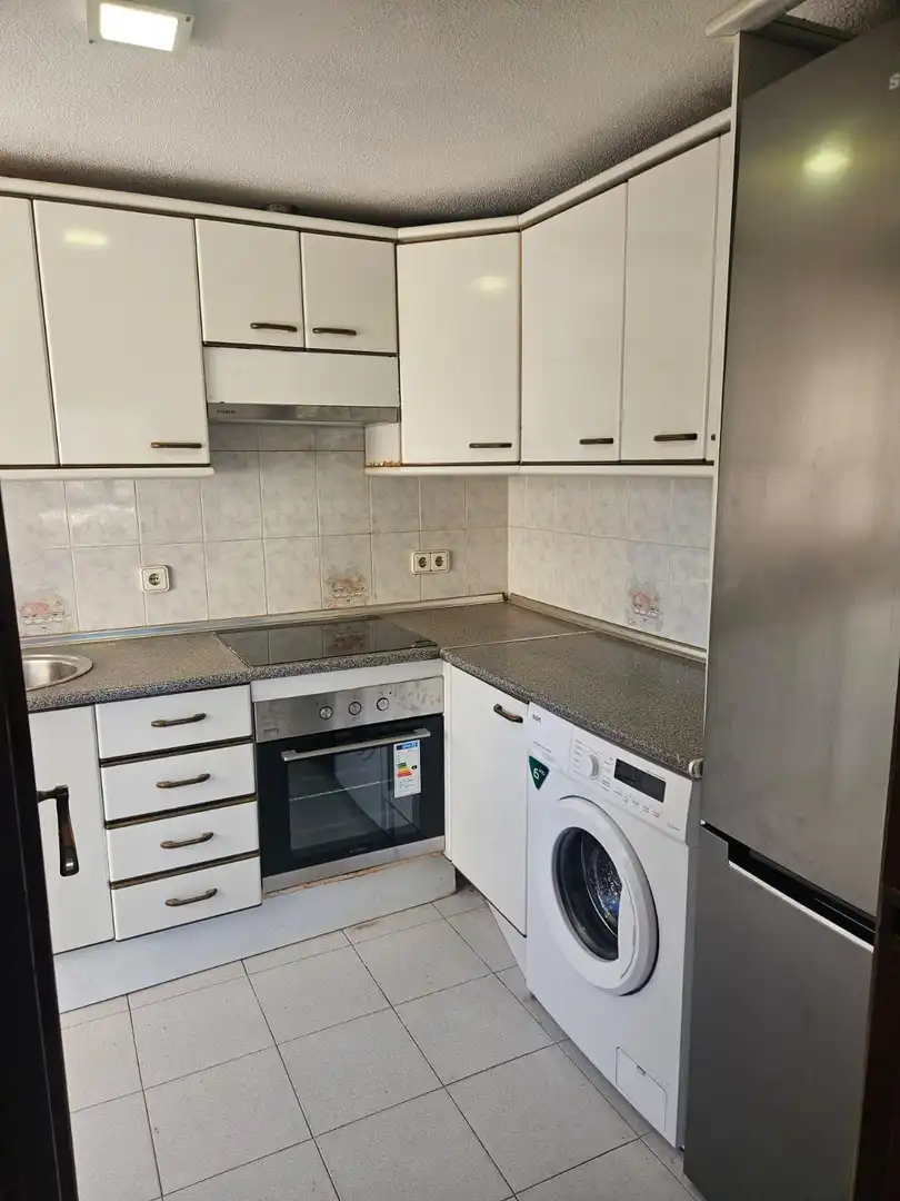 Cocina de Piso en venta en Benidorm con Terraza y Piscina comunitaria