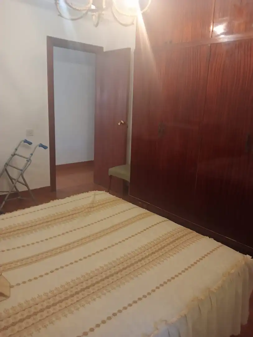 Habitación de Casa o chalet en venta en  Logroño con Calefacción, Jardín privado y Terraza