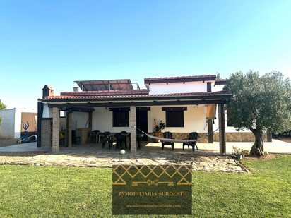 Terrace of House or chalet for sale in Villanueva de la Serena  with Air Conditioner, Terrace and Swimming Pool