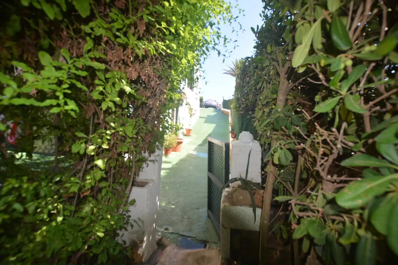 Vista exterior de Casa o xalet en venda en Es Mercadal amb Aire condicionat, Jardí privat i Parquet