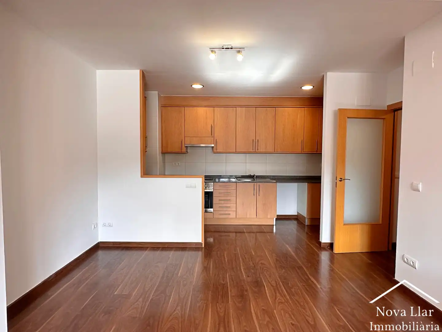 Cocina de Piso en venta en Ripoll con Calefacción