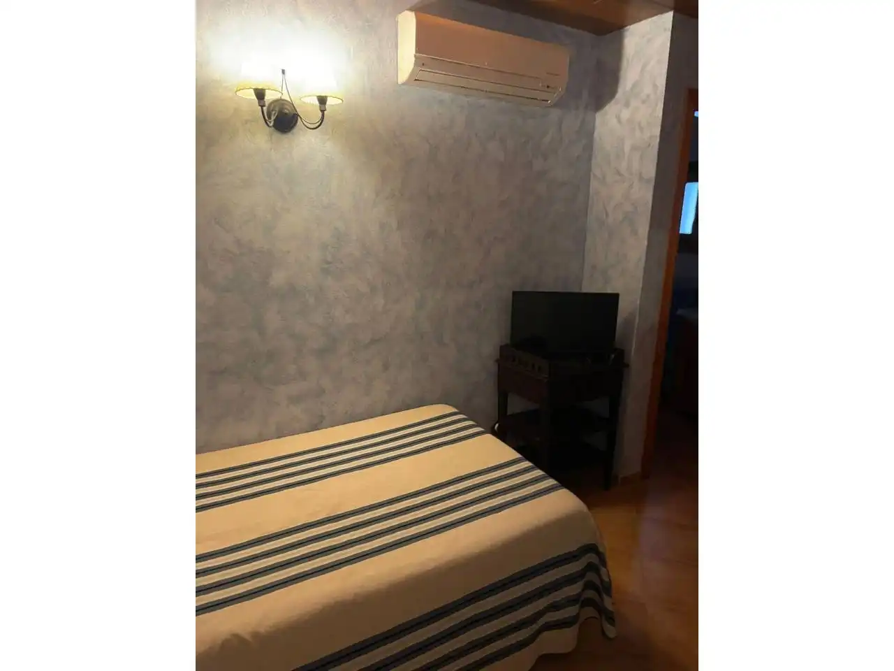 Habitación de Casa o chalet en venta en Eslida con Aire acondicionado, Terraza y Amueblado
