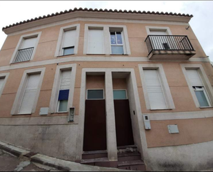 Vista exterior de Casa adosada en venda en Llíria