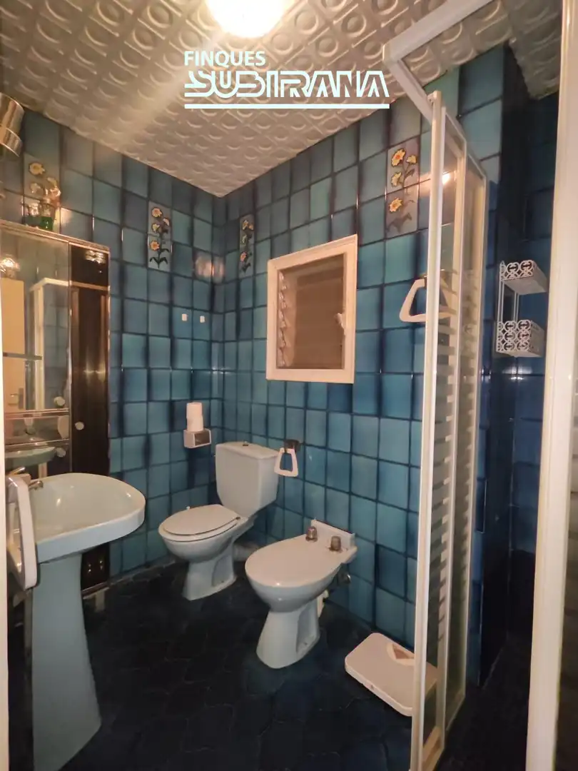 Baño de Piso en venta en Igualada con Calefacción y Balcón