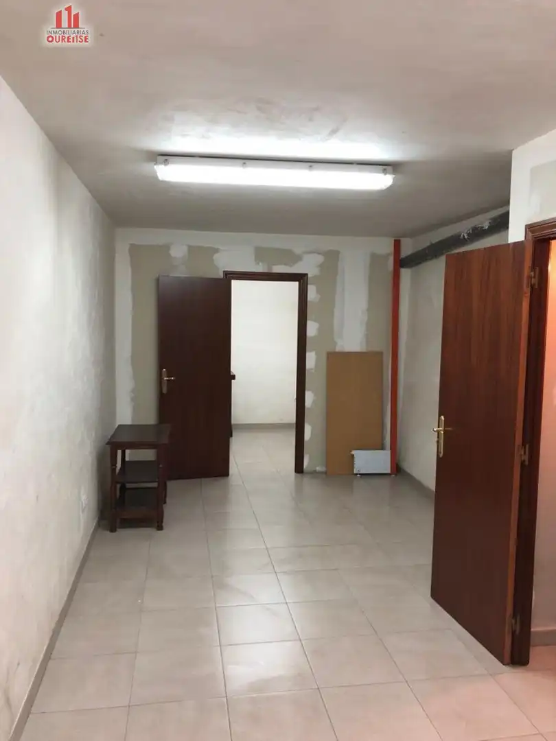 Business premises for sale in Couto, imagen 7
