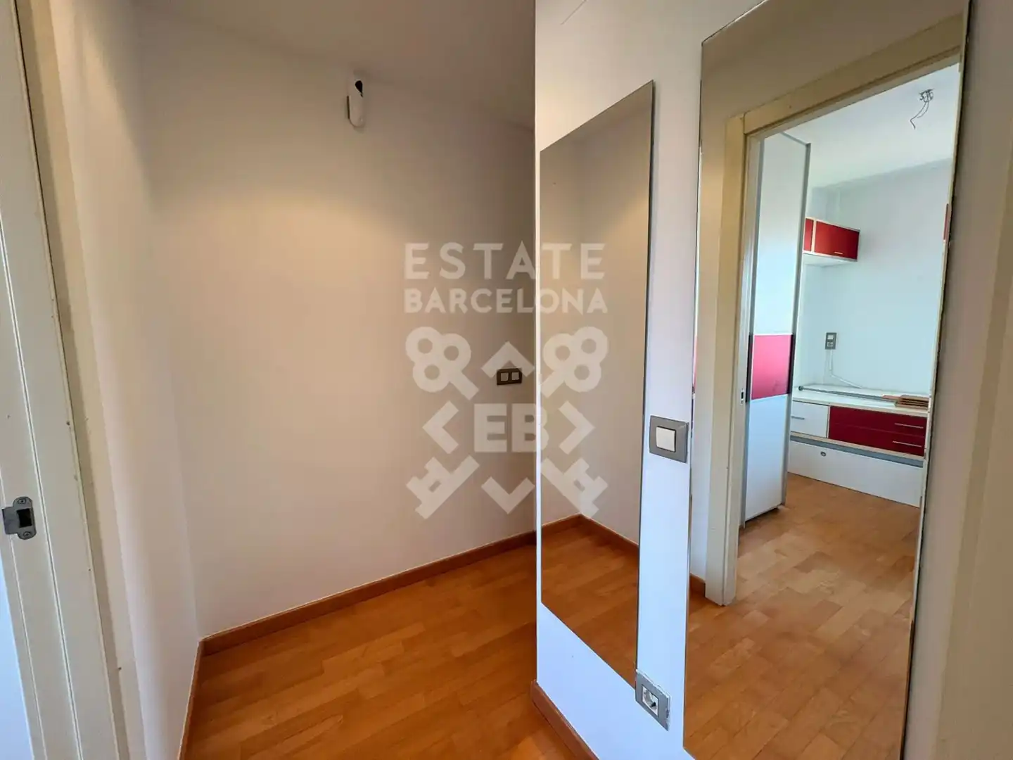 Bedroom of Flat for sale in Girona  with Heating and Balcony