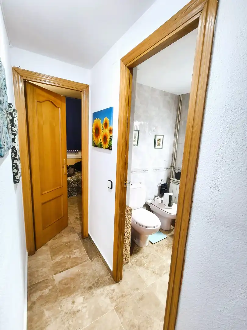 Badezimmer von Maisonette zum Verkauf in L'Hospitalet de Llobregat mit Klimaanlage, Heizung und Balkon