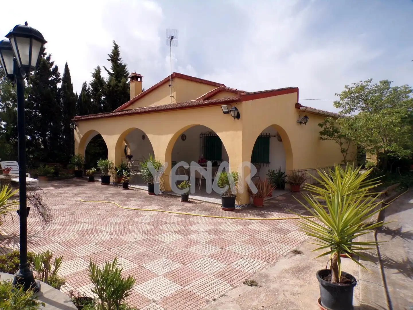 Casa amb piscina en venda a Castalla