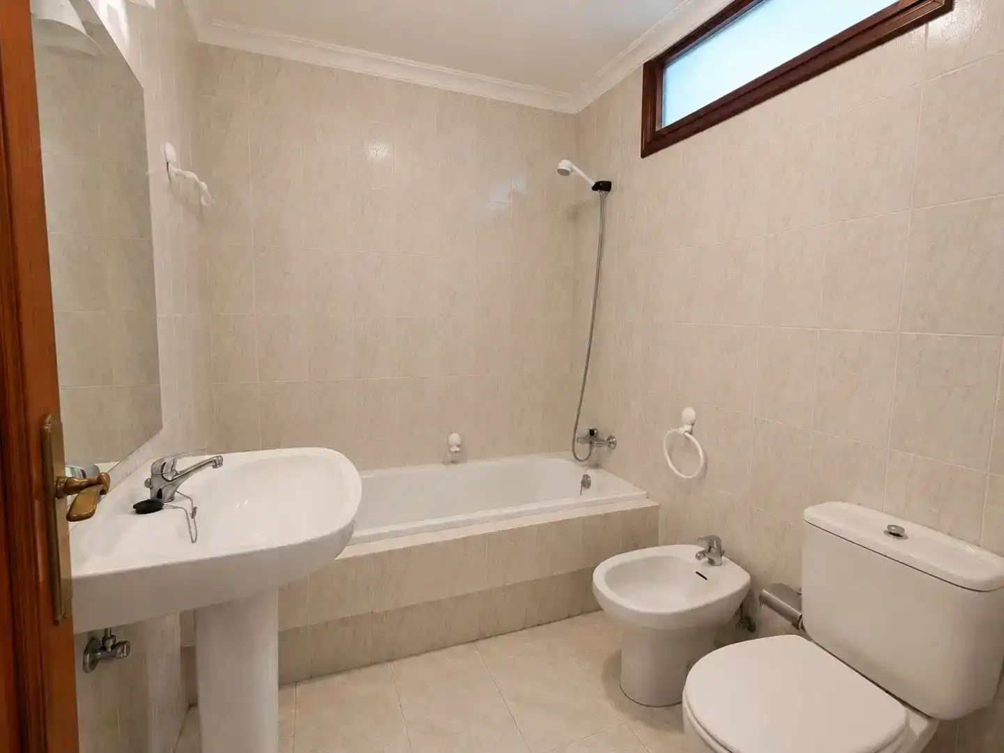 Bathroom of Flat for sale in Tui  with Balcony