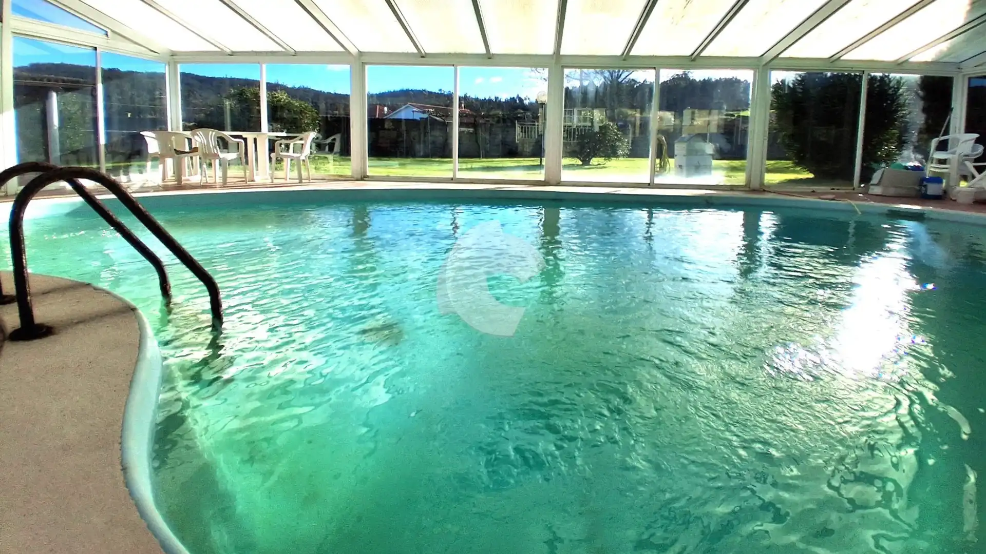 Piscina de Casa o xalet en venda en Abegondo