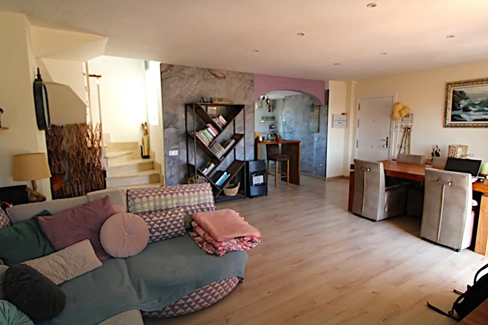 Living room of Attic for sale in Llucmajor  with Parquet flooring, Terrace and Community pool