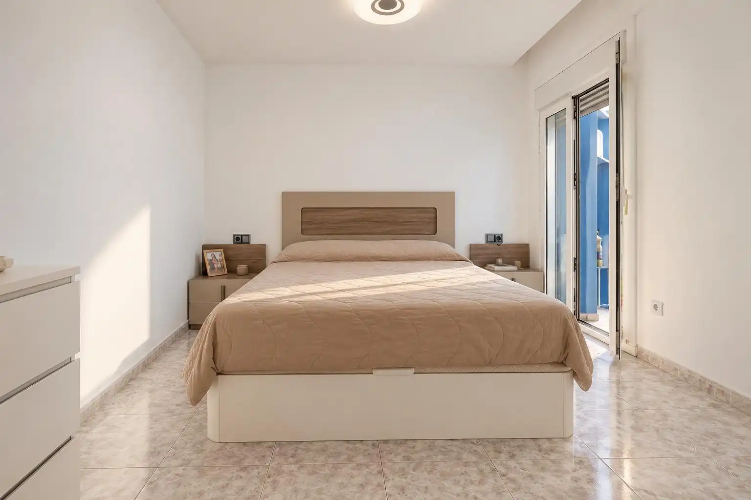 Habitación de Casa adosada en venta en Centre