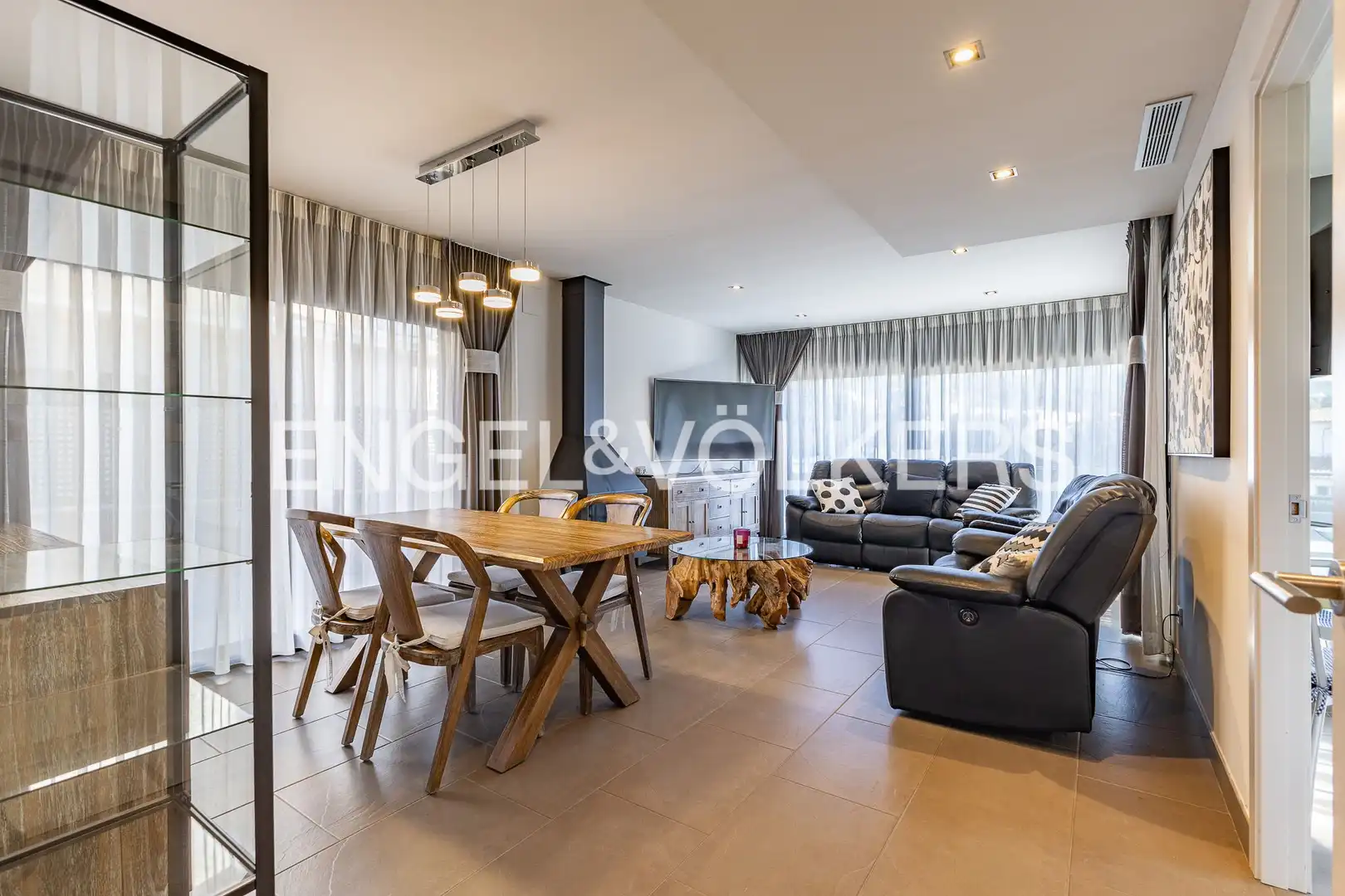 Sala de estar de Casa o chalet en venta en Vallromanes con Aire acondicionado, Calefacción y Jardín privado