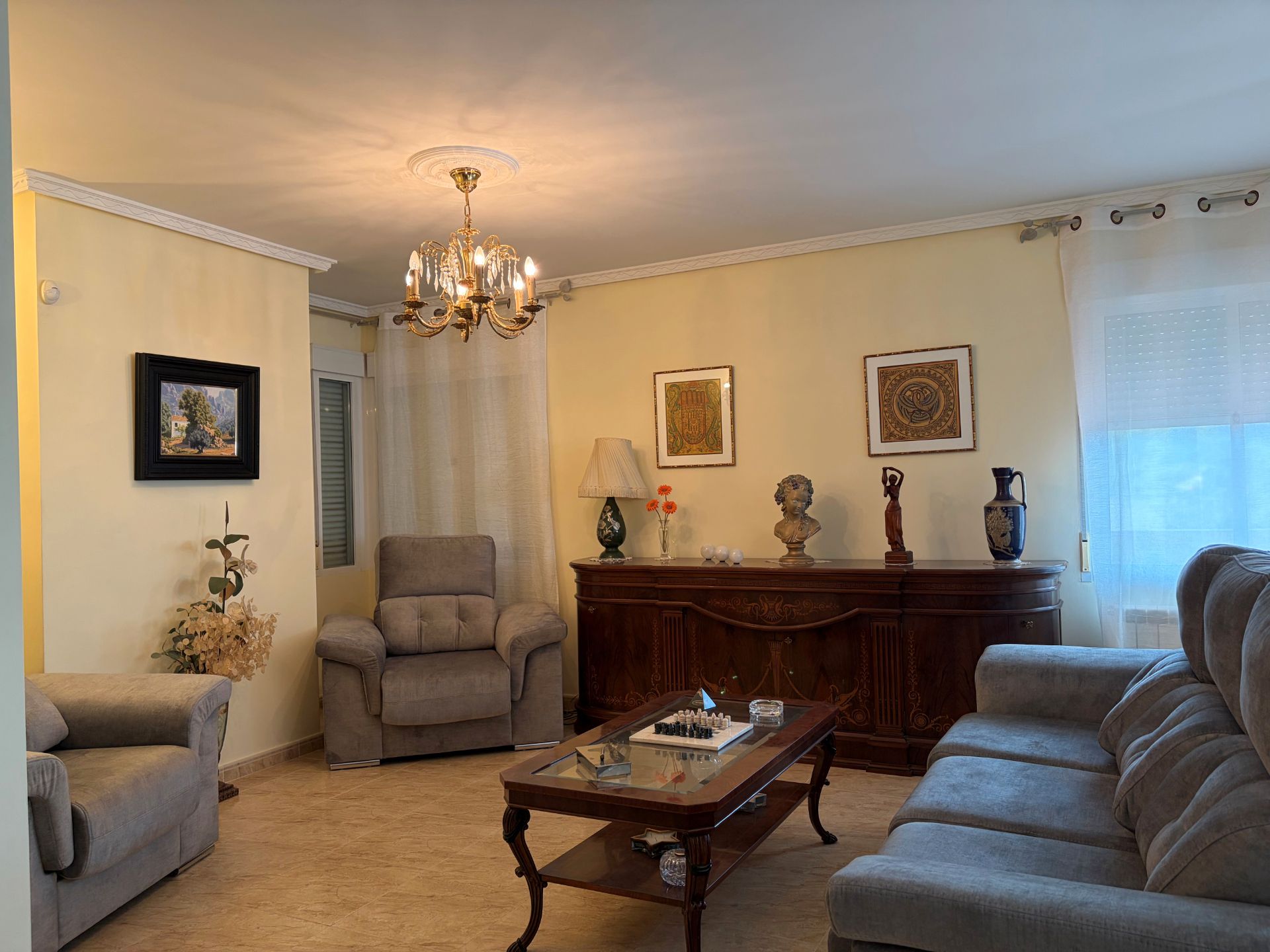 Sala de estar de Casa o chalet en venta en Villalbilla con Calefacción y Jardín privado