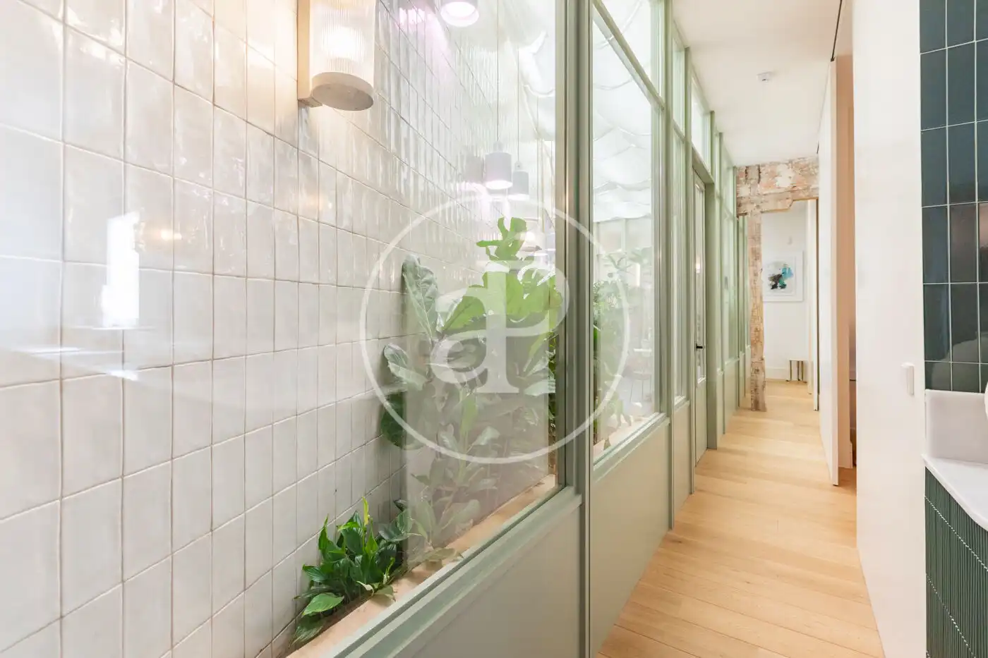 Wohnung zur Miete in Madrid mit Klimaanlage, Heizung und Privatgarten
