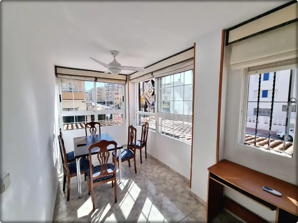 Apartamento en venta en Piles