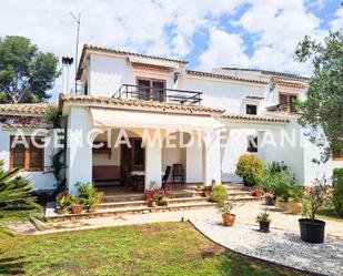 Exterior view of House or chalet to rent in Paterna  with Heating, Private garden and Terrace