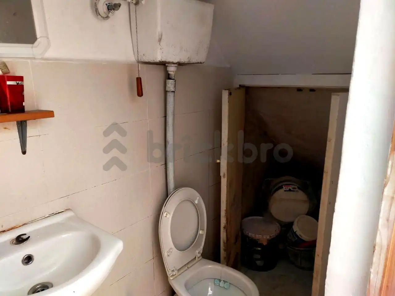 Bany de Local en venda en Santa Coloma de Gramenet