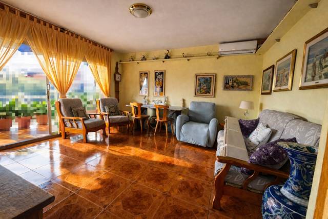 Piso en Venta en Carrer Francesc Macià en Centre