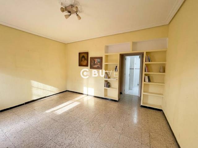 Piso en Venta en SAN GONZALO en El Tardón - El Carmen