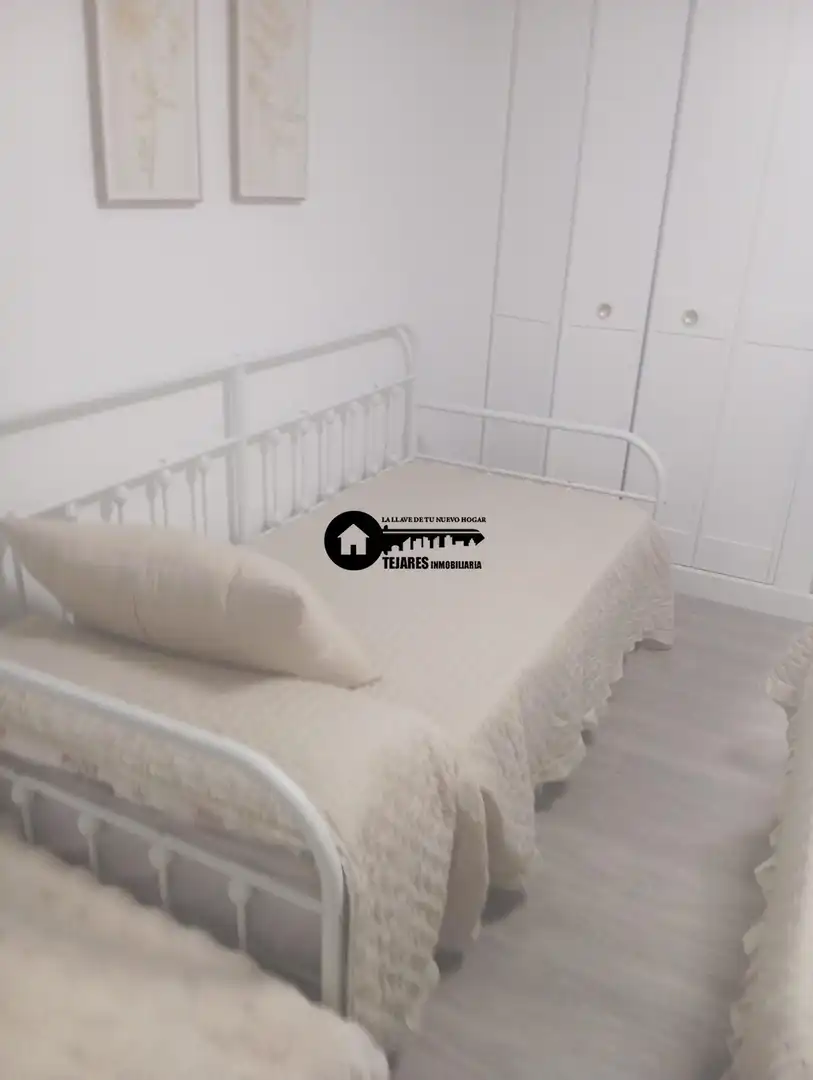 Schlafzimmer von Wohnung zur Miete in Albacete mit Heizung, Möbliert und Balkon