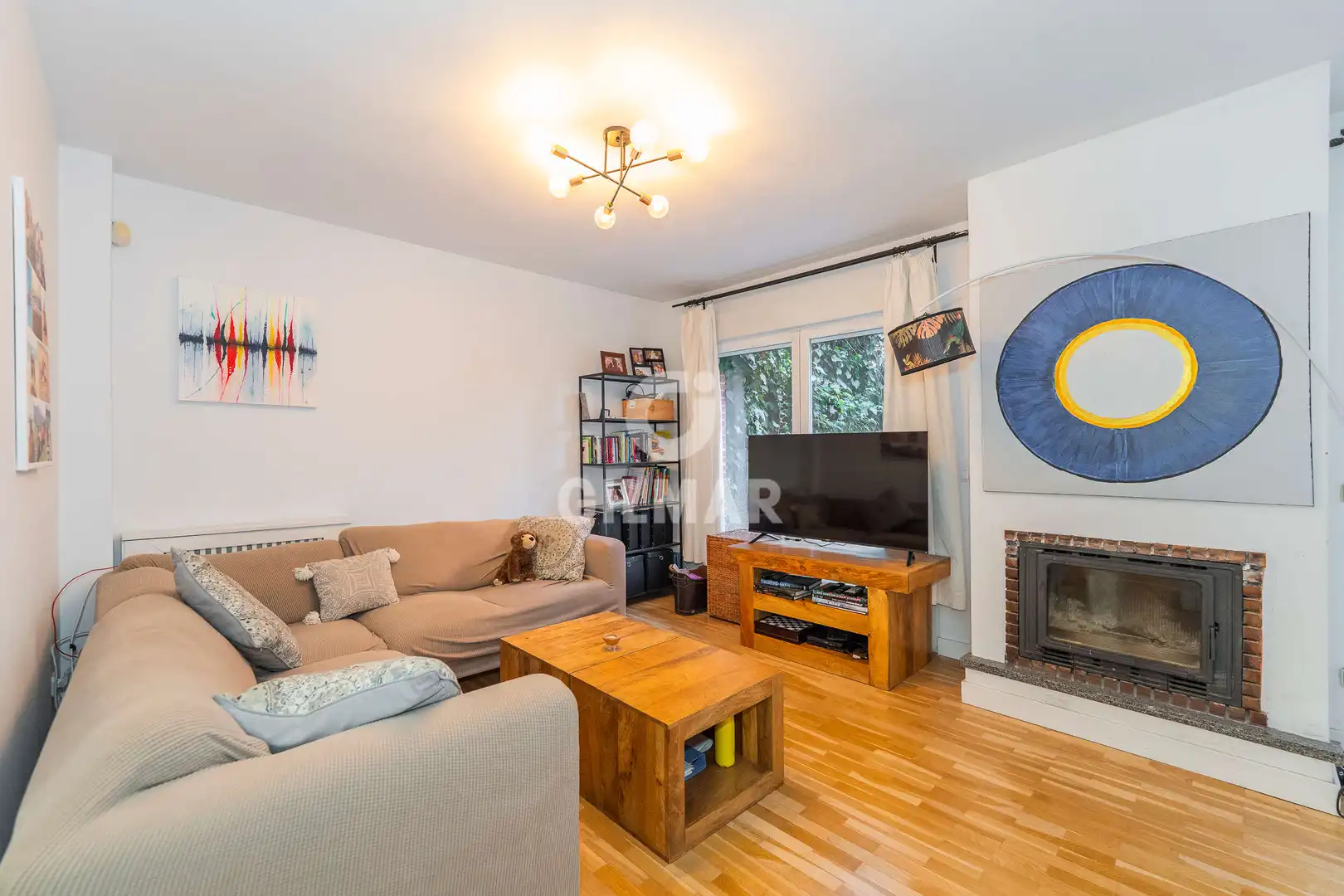 Living room of Detached homes for sale in Pozuelo de Alarcón  with Heating and Private garden