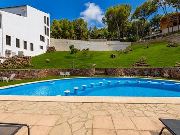 Chalet con piscina en venta en Calle MURTAL EL