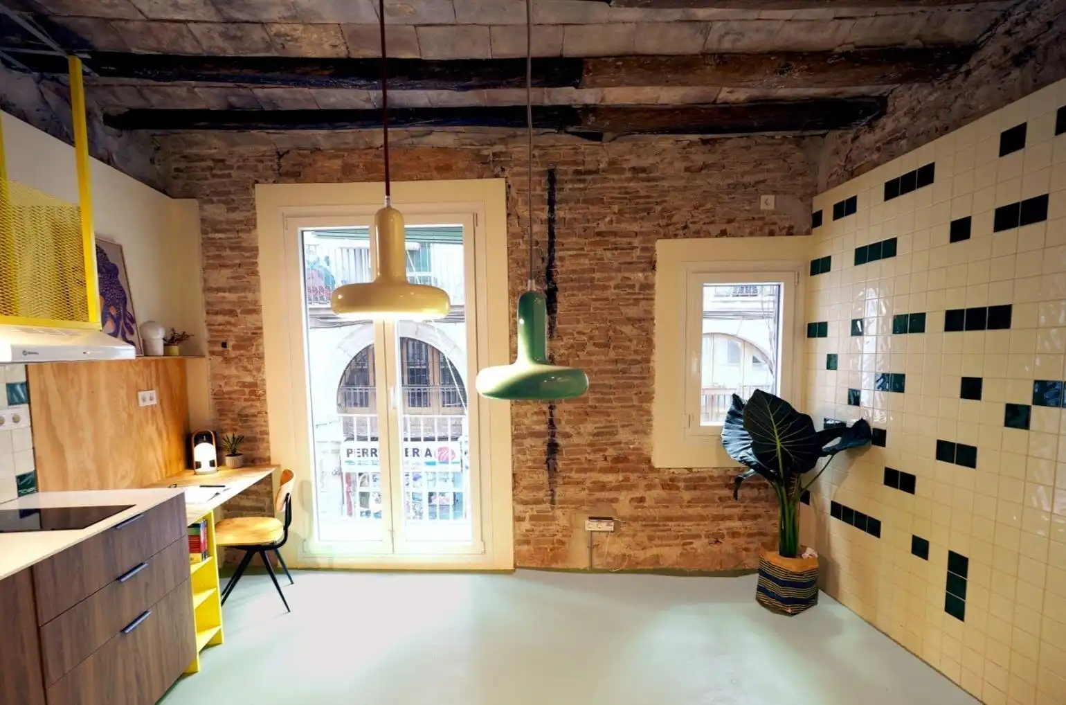 Sala de estar de Apartamento en venta en Barcelona con Calefacción y Alarma