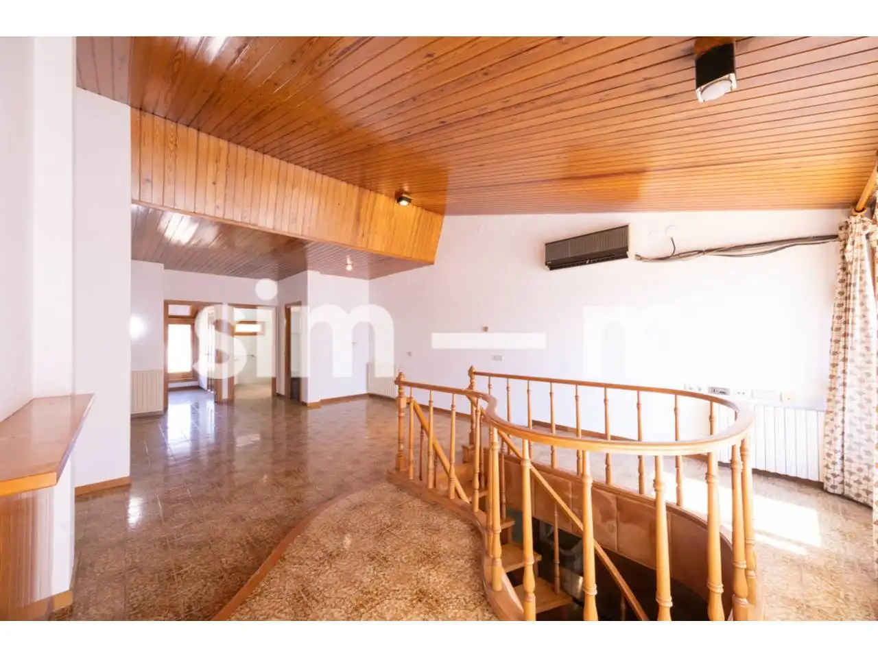 Dúplex en venta en Vic con Calefacción, Terraza y Trastero