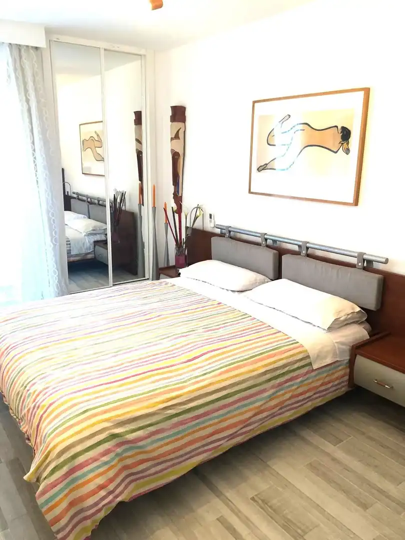 Dormitori de Apartament en venda en Marbella amb Aire condicionat, Terrassa i Piscina