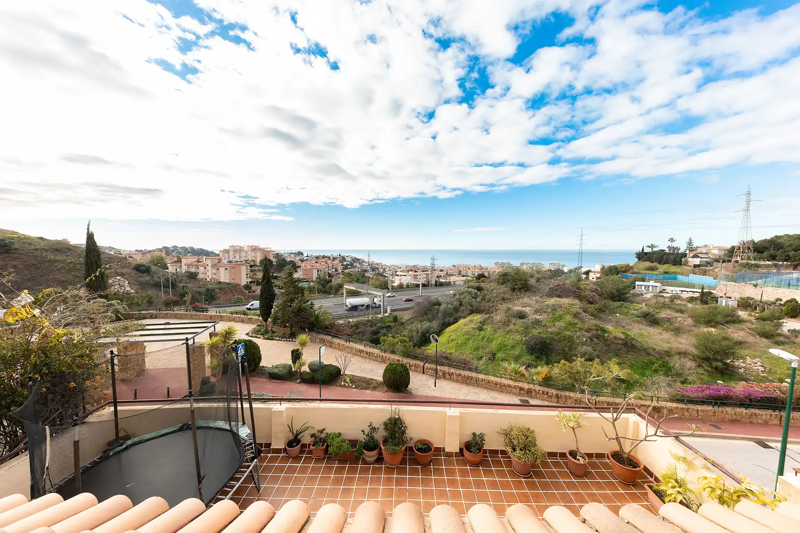Exterior view of Houses for sale in Málaga