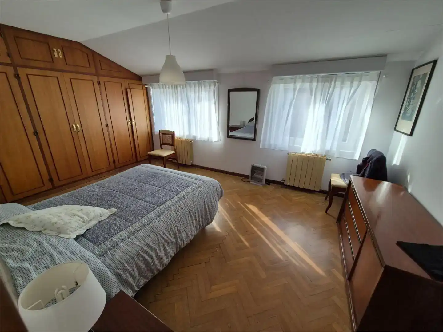 Dormitori de Casa o xalet en venda en Cabana de Bergantiños amb Jardí privat, Parquet i Traster