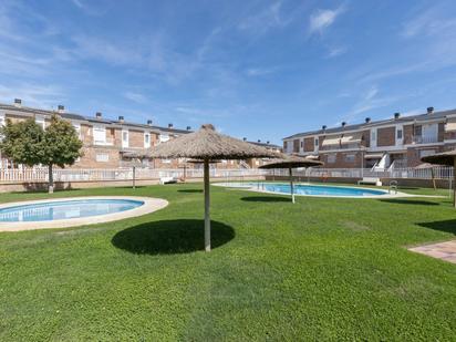 Garden of Single-family semi-detached for sale in Vegas del Genil  with Air Conditioner, Private garden and Terrace