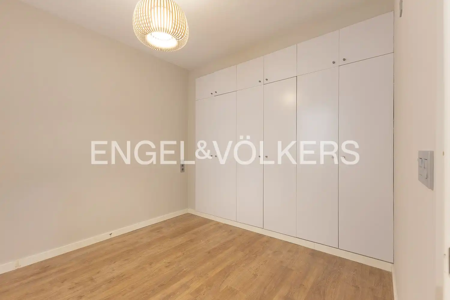 Habitación de Piso de alquiler en Valencia con Aire acondicionado, Calefacción y Balcón
