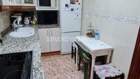 Cuina de Pis en venda en Salamanca Capital amb Calefacció i Balcó