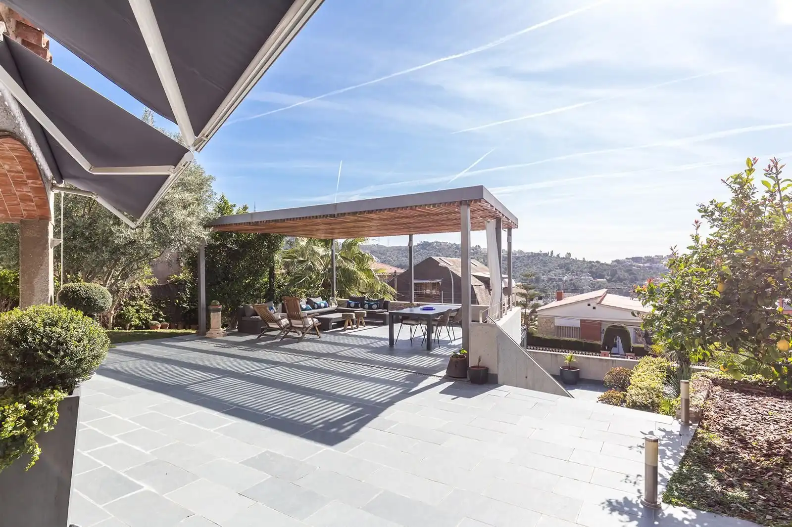 Terraza de Casa o chalet de alquiler en Sant Just Desvern con Aire acondicionado, Calefacción y Jardín privado