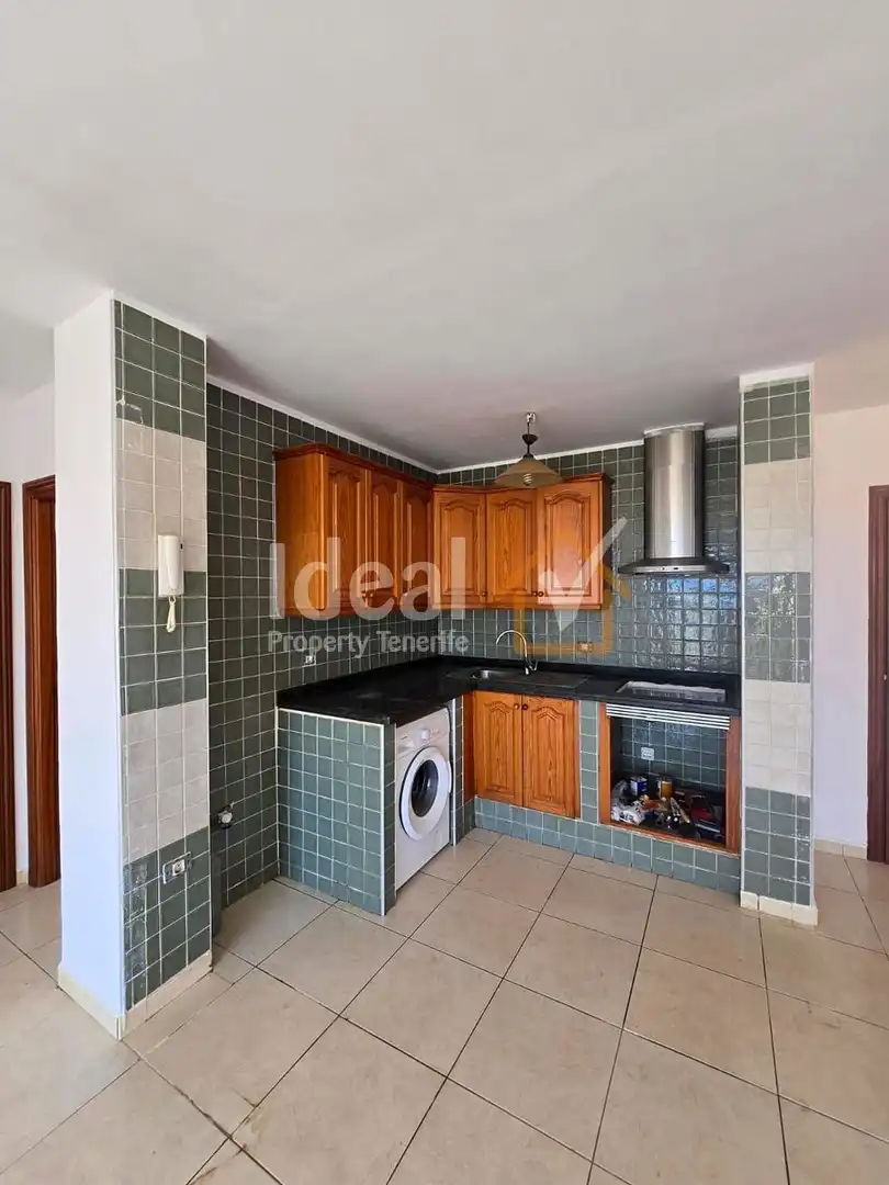 Küche von Dachboden zum Verkauf in Granadilla de Abona mit Terrasse