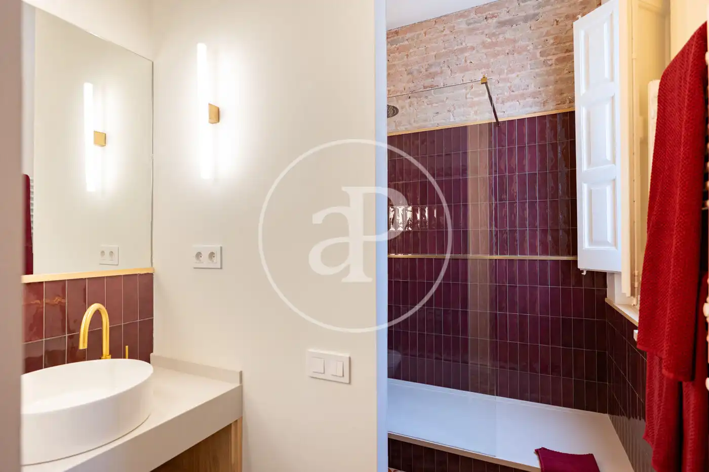 Badezimmer von Wohnung zum Verkauf in Barcelona mit Klimaanlage, Heizung und Möbliert